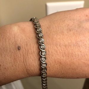 Kay Jewelers Jewelry - EUC diamond tennis bracelet Kay Jewelers Kay Jewelers Jewelry - EUC diamond tennis bracelet Kay Jewelers